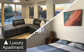 Marina Upstairs Apartment & Marina Downstairs Retreat Beresford